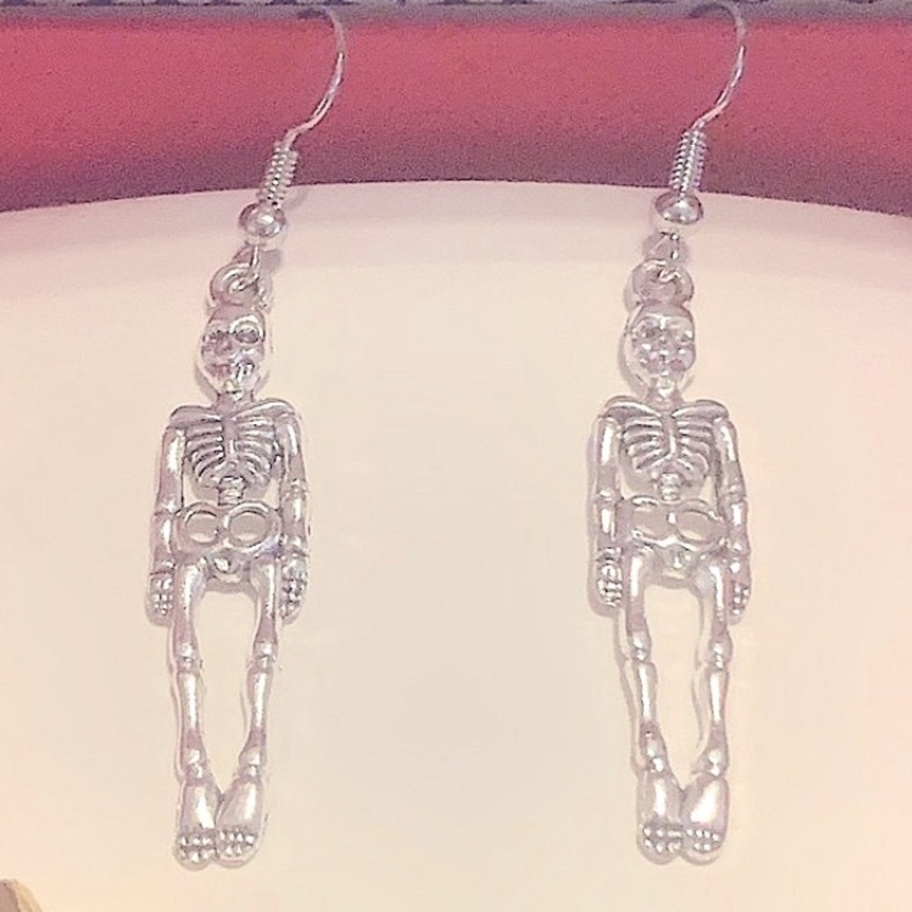 CUTE Silver Skeleton Punk Dangle Earrings Goth Halloween Mr Bones Handmade NEW